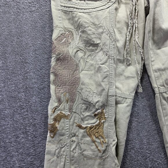 Miss Me Pants Womens Small Green Cargo Capri Embroidered Horse Western Boho - Picture 3 of 12